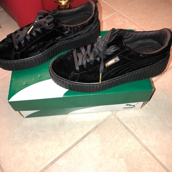 Fenty pumas - Picture 1 of 5